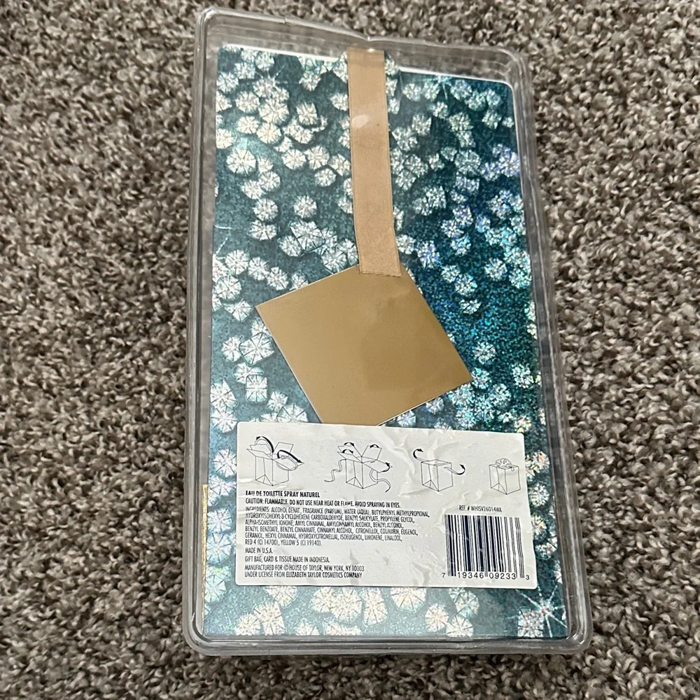 Elizabeth Taylor White Diamonds Eau de Toilette Set 1 fl oz - Picture 3 of 7